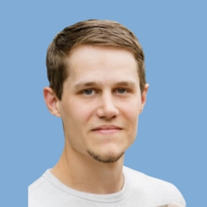 taylor reynolds headshot